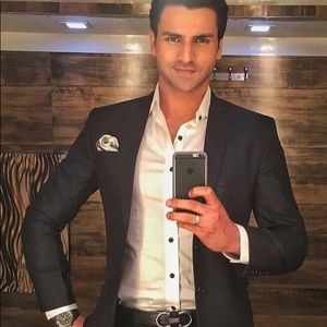 Meet your Posher, Joe